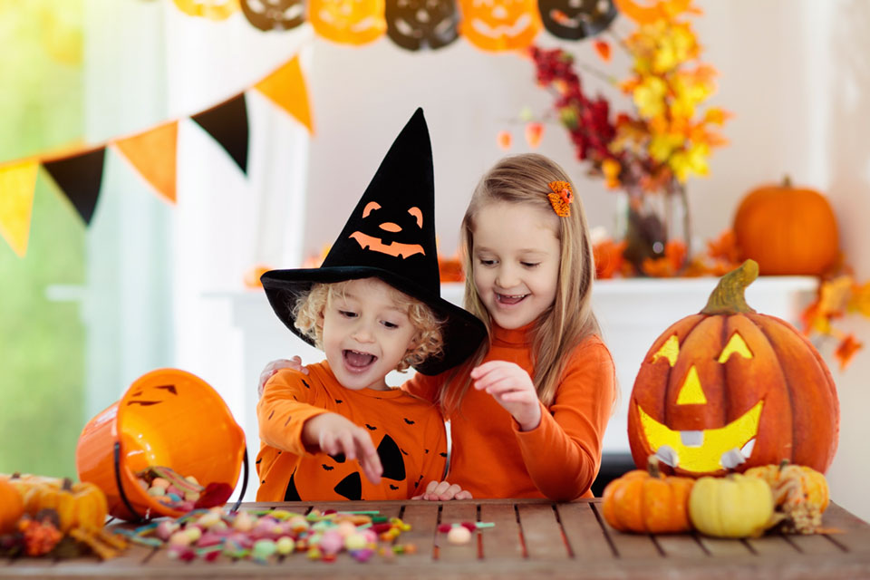 How To Keep Your Child’s Teeth Healthy This Halloween - Pediatric ...